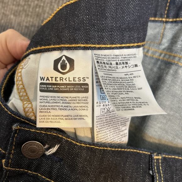 Levi's Mens Athletic Taper Fit Jeans Size 48 Blue Dark Wash Denim Cotton Blend - Picture 7 of 9